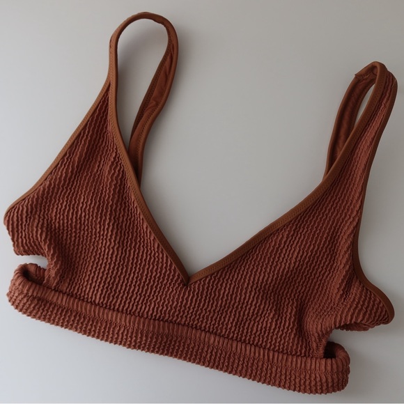 Bathing suit - Picture 2 of 8